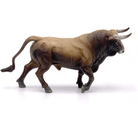 Toro Bravo Castaño Trotando - Deqube